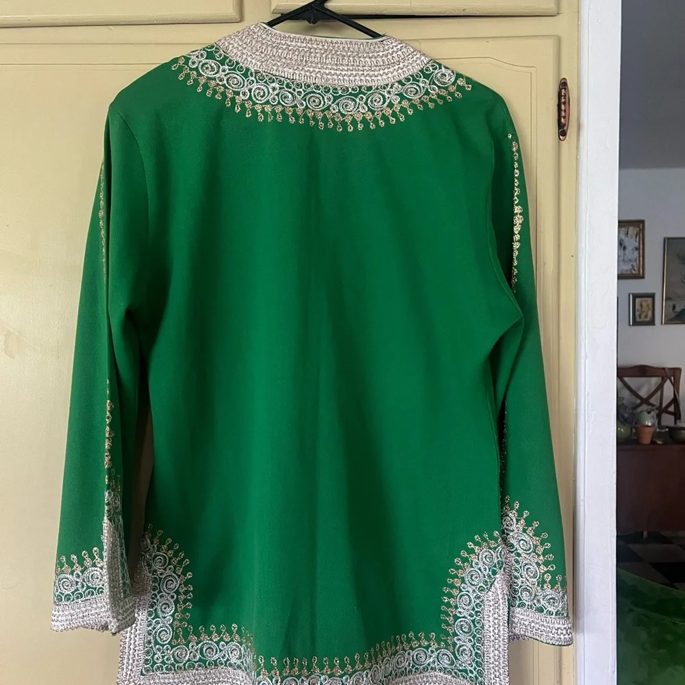 Green Embroidered Jacket - Picture 4 of 6